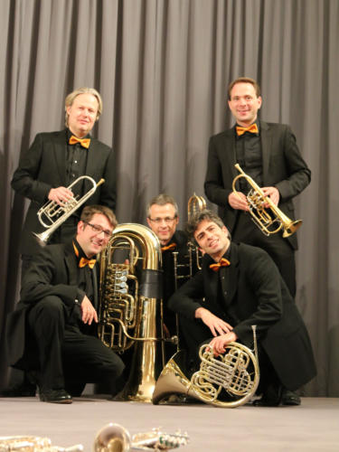 Quintett auf der Bühne